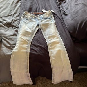 Women rocks brand new no low balls